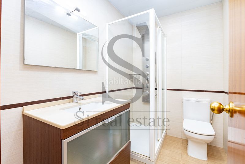 Foto befec837-d900-460d-9d2a-a2f97d6a83ae. Piso en Carmel Barcelona