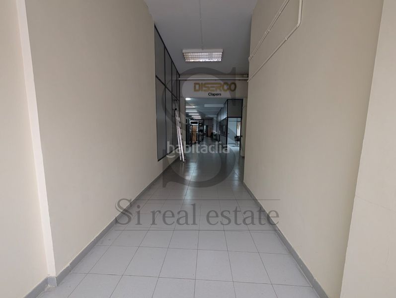 Foto 93a26f08-b85f-41e1-bc3a-e43ce0f15c2d. Local comercial a Sant Andreu de Palomar Barcelona