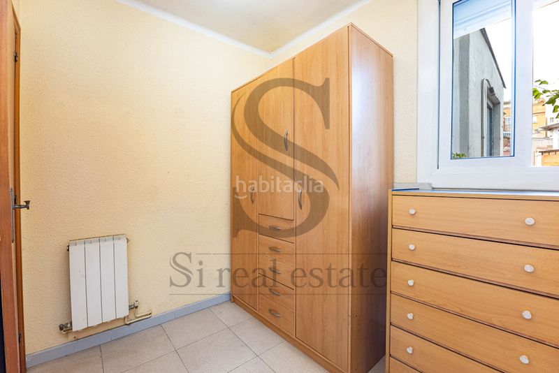 Foto 5bd75594-fad5-48d4-b5b9-8801e764f31b. Ático en Trinitat Vella Barcelona