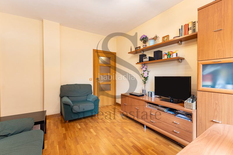 Foto 69926854-24c5-46d5-8029-6b1ac9bbfe06. Piso en Vilapicina - Torre Llobeta Barcelona