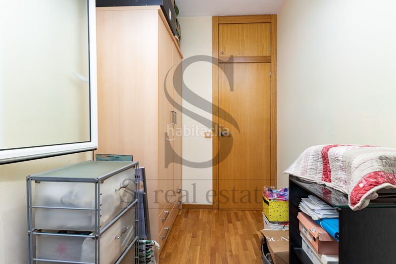 Foto d9258dfa-2726-41dc-a04e-cedd1798f335. Piso en Vilapicina - Torre Llobeta Barcelona