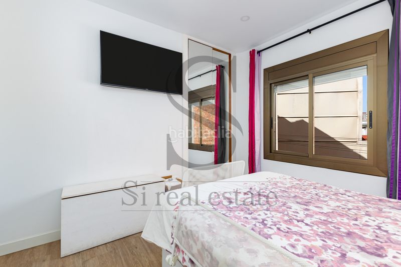 Foto cad1a428-b808-4fe0-8c4d-0037c4f2431c. Àtic amb calefacció a Navas Barcelona
