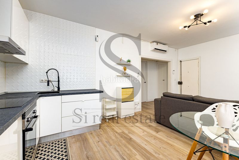 Foto d879b325-7946-43ad-a7a7-fbe7288ba1b6. Pis a Porta Barcelona