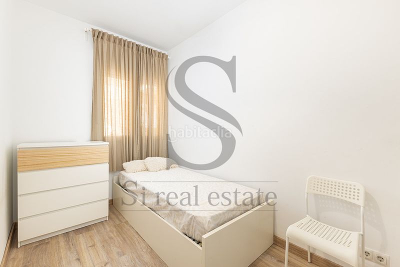 Foto e05d5636-2bb6-4574-8395-ad88f5d6216b. Piso en Porta Barcelona