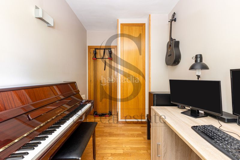 Foto b0420558-5e56-42d9-b79d-1015d83b43a0. Piso en Sant Andreu de Palomar Barcelona