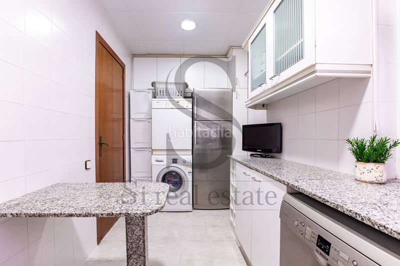 Foto 4f296c72-53d7-4688-87ae-ddf1dab39d24. Piso en Sant Andreu de Palomar Barcelona