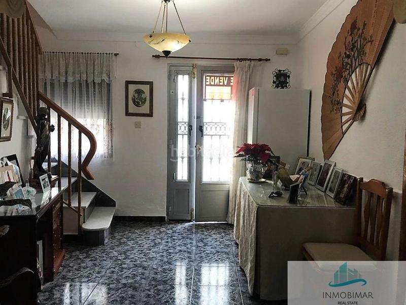 Foto 29e41386-cb21-4cc1-a286-791f5fb14532. Casa  en Centro Salobreña