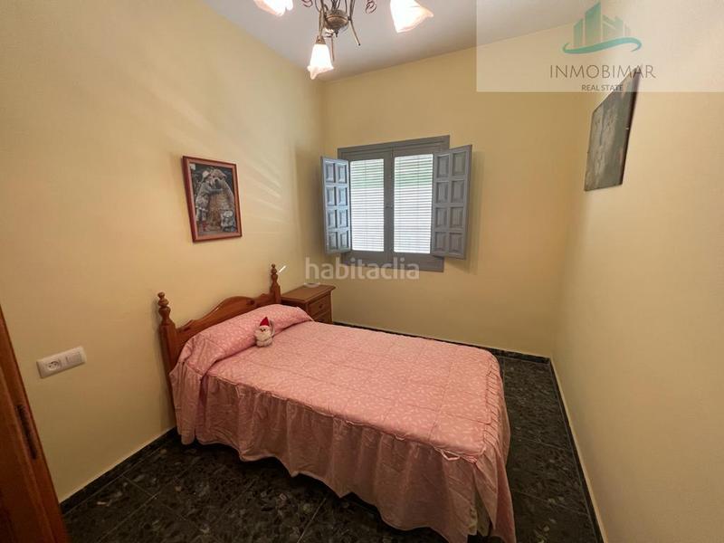 Foto b4fa37e6-977f-47bf-b60a-2bca4234196c. Casa  en Centro Salobreña