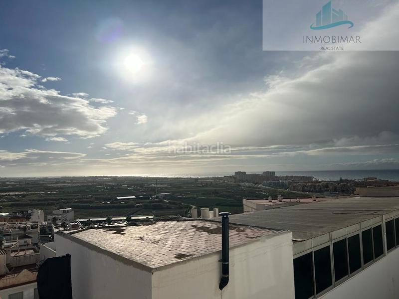Foto d18e558d-ce79-4a11-a9e3-88e771794acd. Casa  en Centro Salobreña