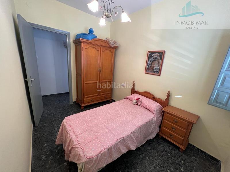 Foto e9678040-ff98-4852-b3c8-34d7190af32d. Casa  en Centro Salobreña