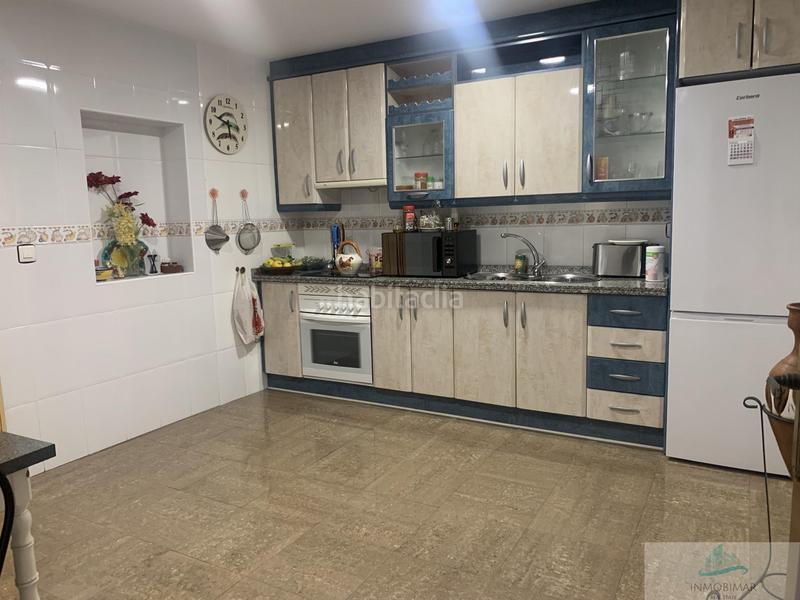 Foto 573e84ca-34b6-4577-87c7-b55b0a4d231c. Semi detached house with parking in Torrenueva Motril