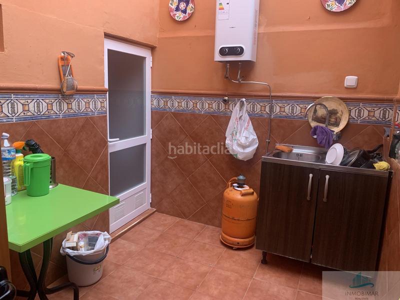 Foto 8aa3bffa-507d-4611-ba7d-294cbfd87398. Semi detached house with parking in Torrenueva Motril
