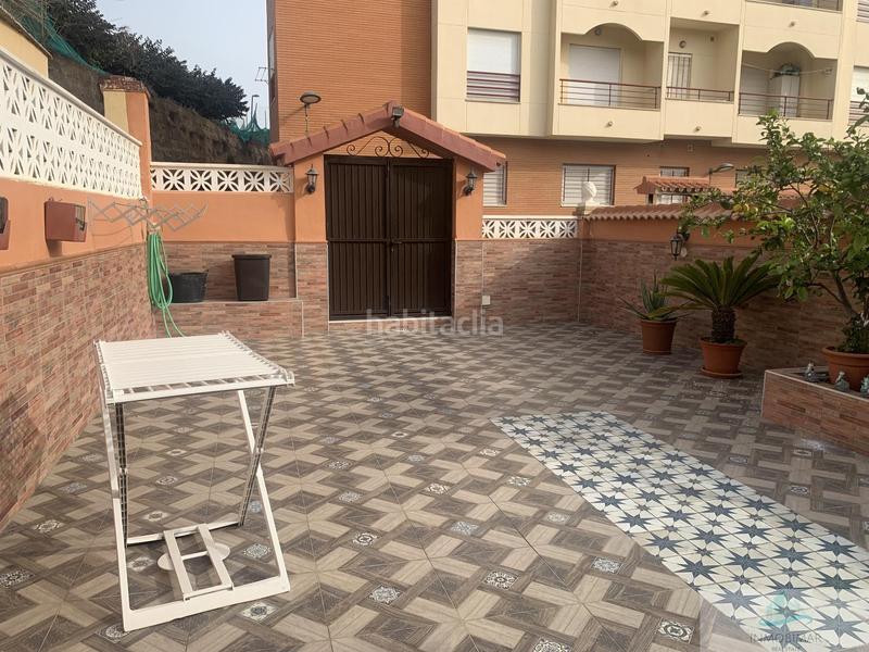 Foto b360f2e5-d048-4839-995d-a8213a1119d8. Semi detached house with parking in Torrenueva Motril