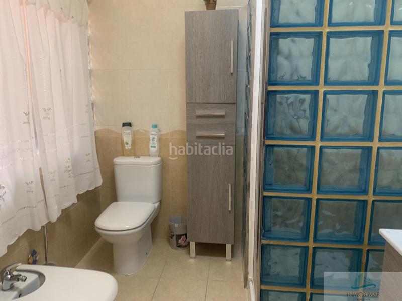 Foto e47ac681-8315-44f7-9790-3066e63ccae2. Semi detached house with parking in Torrenueva Motril