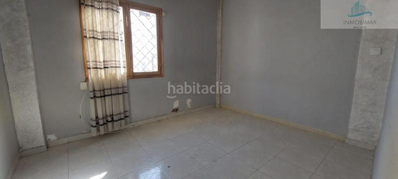 Foto 616301bd-22ee-4393-92b9-f3d9e8f39420. Casa  en Centro Salobreña