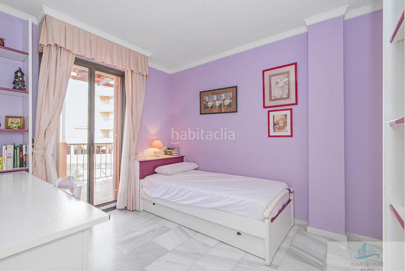 Foto ca2a784f-81e2-4f8b-aa20-06fdb68cb79d. Reihenhaus mit parking pool in Salobreña costa Salobreña