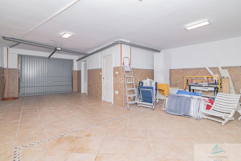 Foto f152ef0f-0f46-45de-b09d-3a3b63bbe2e1. Reihenhaus mit parking pool in Salobreña costa Salobreña