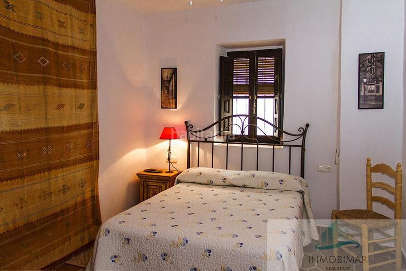 Foto 8f07d92d-3038-4847-a360-6c31604de457. Casa in Centro Salobreña