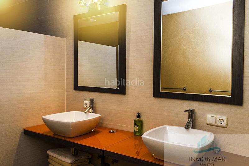 Foto bd862938-5998-4a6e-b9ef-051904f3281a. Casa in Centro Salobreña