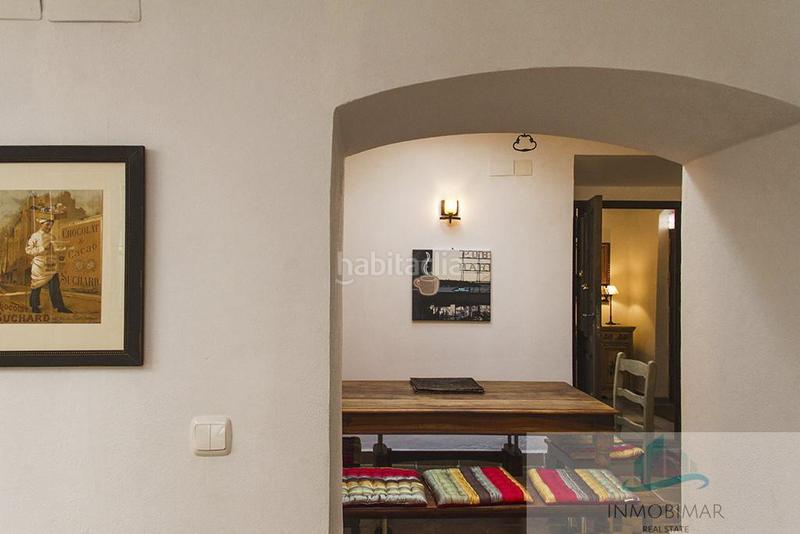 Foto ca1e9355-5ad8-42be-8943-576a6ee229af. Casa in Centro Salobreña