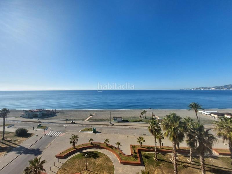 Foto 5d9fbdf1-14c1-4042-9e19-6bda3acfa082. Ático tu refugio ideal en primera línea de playa en Salobreña