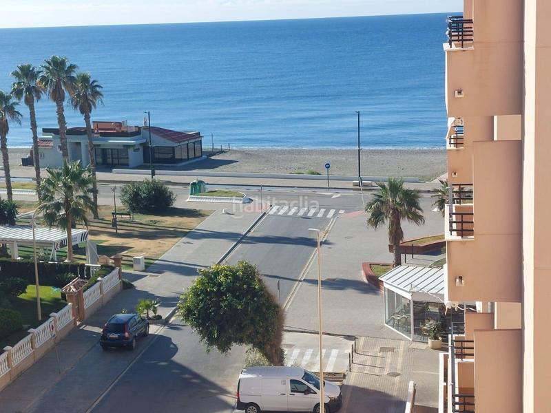 Foto 9ab76b8d-e48a-4cf5-8660-d912eadaabd1. Ático tu refugio ideal en primera línea de playa en Salobreña
