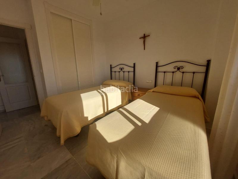 Foto e4a8c3a3-723d-4b99-b548-68b10241b7fa. Ático tu refugio ideal en primera línea de playa en Salobreña