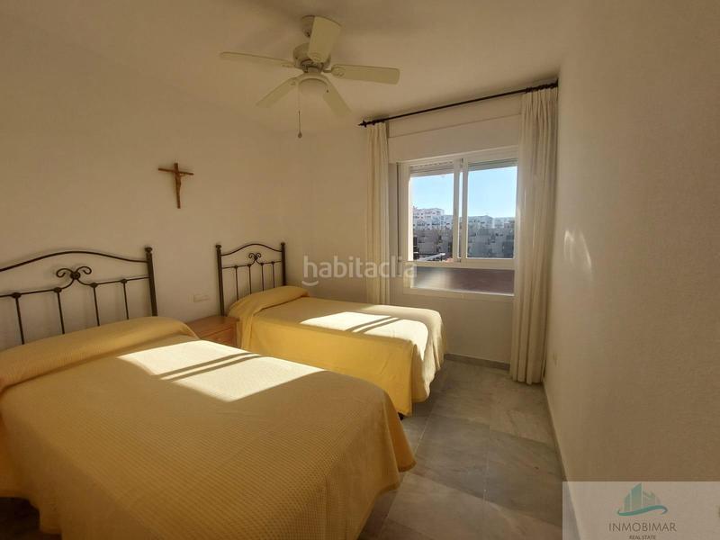 Foto eb1b46e1-7905-4028-b1d3-866a7c70cb9b. Ático tu refugio ideal en primera línea de playa en Salobreña