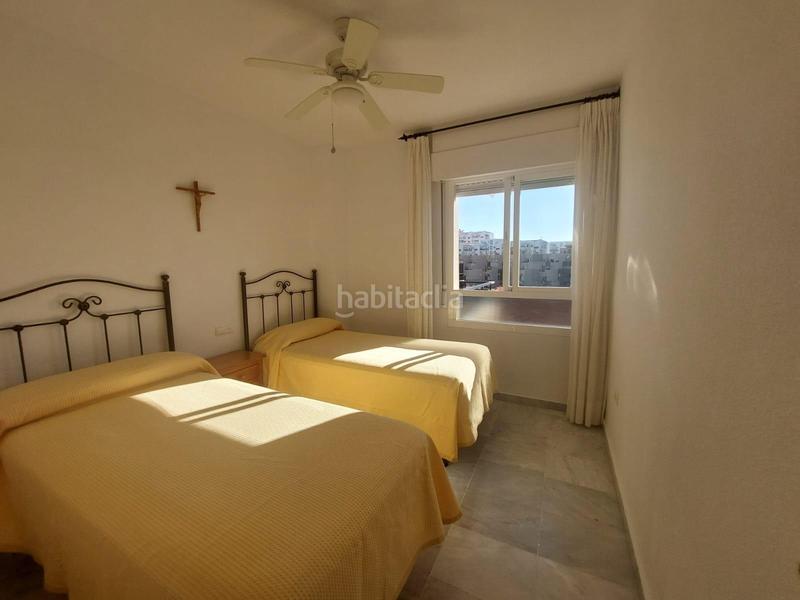 Foto ebcc80b6-3d5a-4919-8483-dcc3c07009ec. Ático tu refugio ideal en primera línea de playa en Salobreña