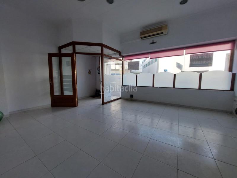 Foto c3ab4b27-a52e-4d5e-b418-794720b38e11. Local comercial en Centro Salobreña