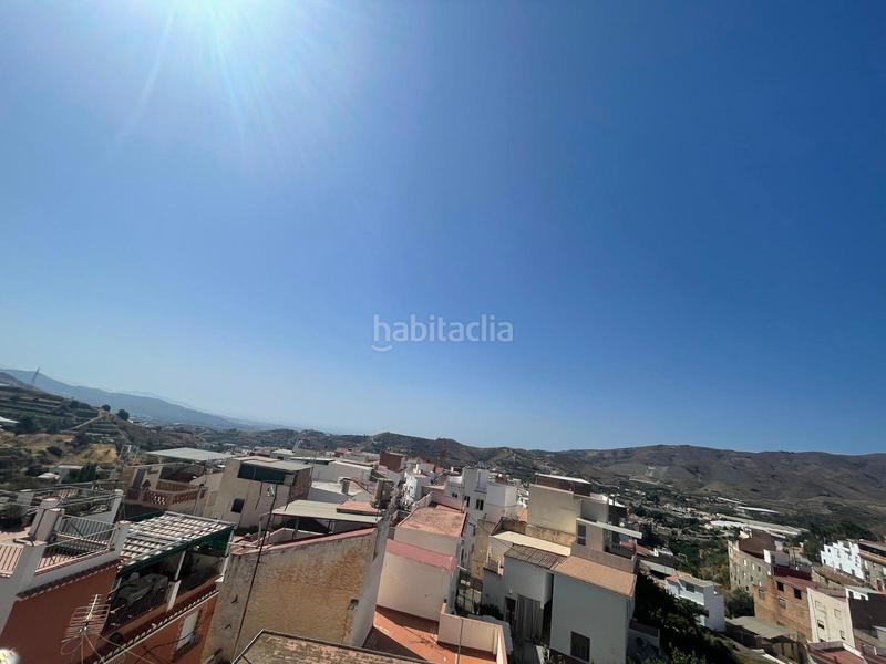 Foto bc853807-dfc2-481e-a1e7-dcd79de3d915. Maison avec piscine dans Molvízar