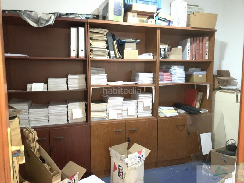 Foto 497d0c09-d9bf-4747-8d94-d8cd9dfeb14d. Nau industrial a Centro Salobreña