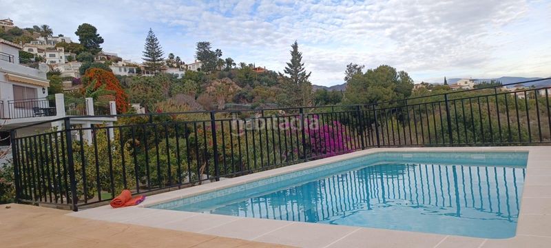 Foto 65a4d89e-b930-453c-a617-c06717e57f6c. Chalet avec parking piscine dans Monte los Almendros - El Pargo - Costa Aguilera Salobreña