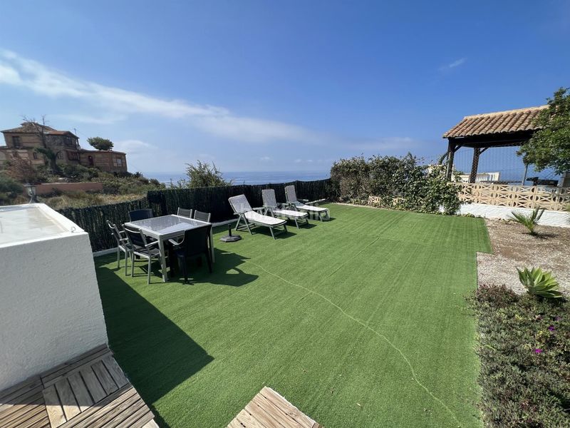 Foto d72ba4cf-fabf-4386-b992-4e41aaf90e65. Chalet avec parking piscine dans Monte los Almendros - El Pargo - Costa Aguilera Salobreña