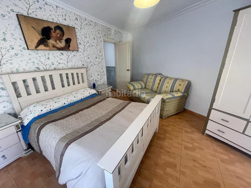 Foto d7ce544d-eb2a-41f0-90d8-c2d0e6c5af15. Casa adossada a Motril ciudad Motril