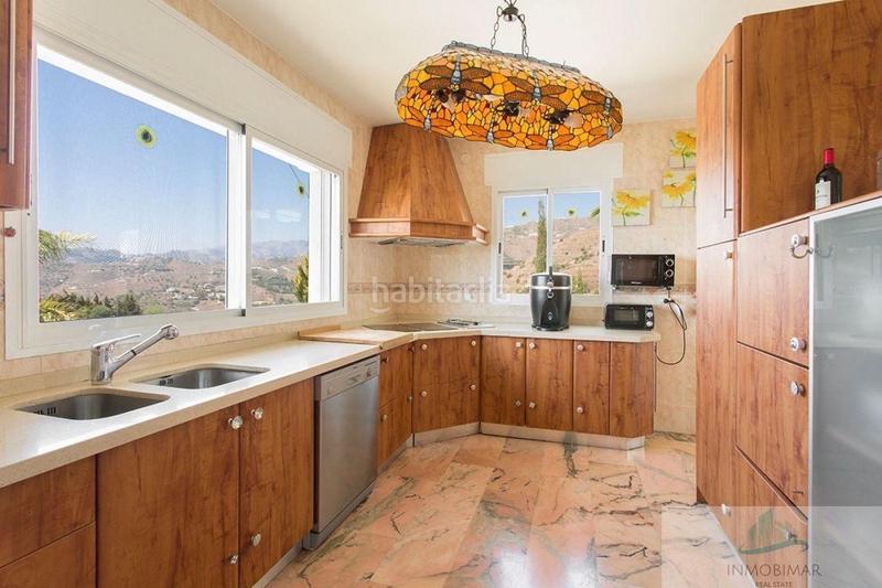 Foto bdca0916-063a-47f2-a6c8-b8a780290143. Chalet en Velilla - Velilla Taramay Almuñécar