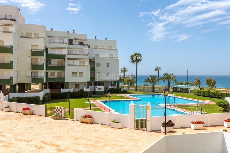 Foto a60b136e-9b51-4197-ac03-6fc9825a11aa. Dúplex amb piscina a Salobreña costa Salobreña