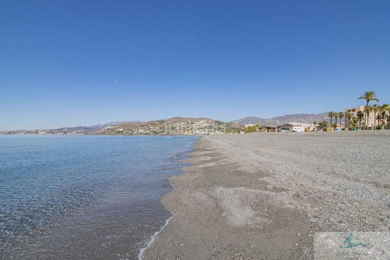 Foto d0ec3b5f-7e47-4da2-a641-08bb1ebe6f83. Xalet amb piscina a Salobreña costa Salobreña