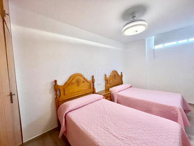 Foto 0f6d9d3d-b84b-43b7-b1ad-39bf7506d230. Planta baja exclusiva planta baja en primera línea de playa en Salobreña