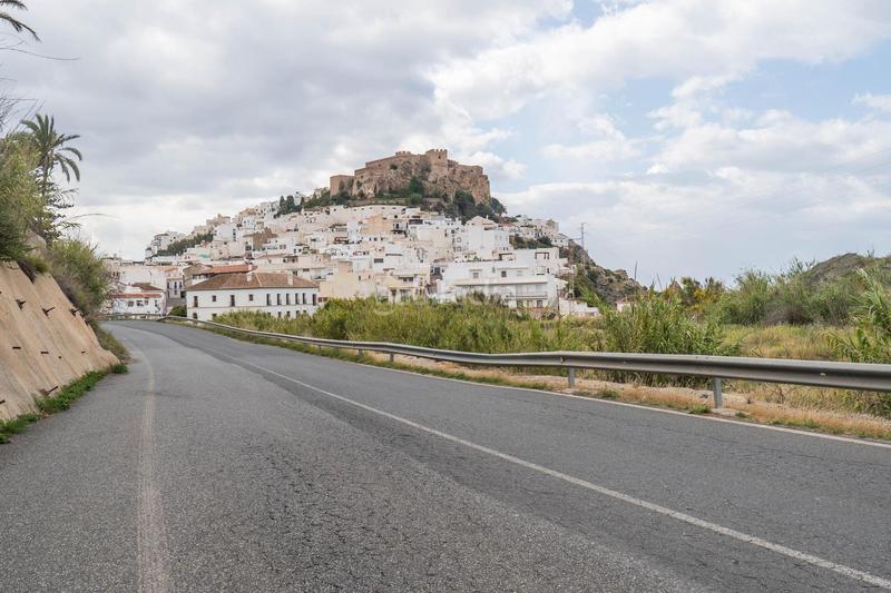 Foto 96ffd880-ad66-454c-94a3-36dcf4bd4657. Terrain résidentiel dans carretera malaga (cal) dans Salobreña