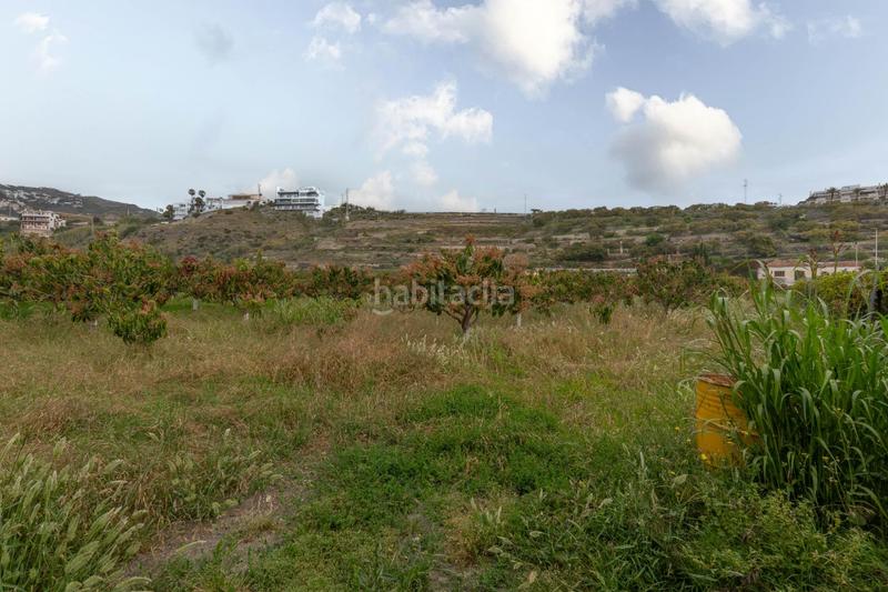 Foto b2e51c47-9065-4680-9465-17d530e93e40. Terrain résidentiel dans carretera malaga (cal) dans Salobreña