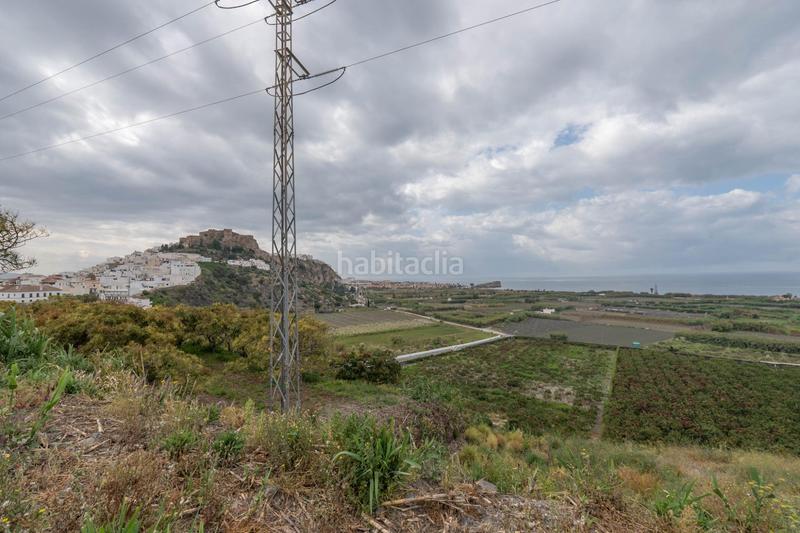 Foto c9c930b2-ae6b-414c-af19-aa6d4870c285. Terrain résidentiel dans carretera malaga (cal) dans Salobreña