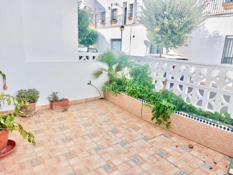 Foto e82de01a-6590-4042-af94-f43608f6418e. Casa amb aparcament piscina a Salobreña costa Salobreña