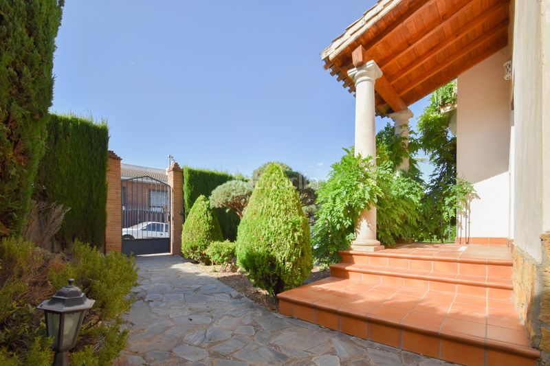 Foto 54af9666-ff91-4ddc-a55c-e3f06745ae6c. Xalet a calle calle ur el puntal - g-1 7-b a Padul