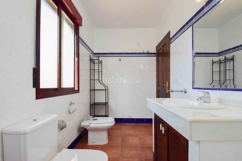 Foto 5b5f3eb0-f0df-4477-8126-b1c33d343953. Xalet a calle calle ur el puntal - g-1 7-b a Padul