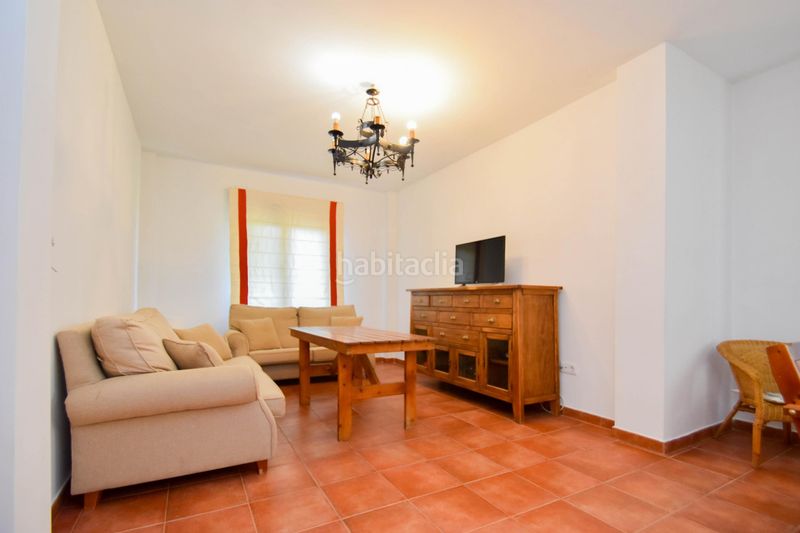 Foto d044cdcd-c001-4567-8bad-97c6f38995a2. Xalet a calle calle ur el puntal - g-1 7-b a Padul