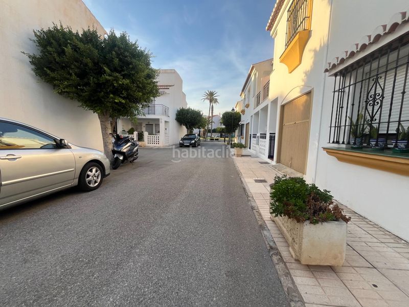 Foto 0ee122e8-fb1a-4653-8a92-ac7c7c5dd704. Casa adossada amb piscina a Salobreña costa Salobreña