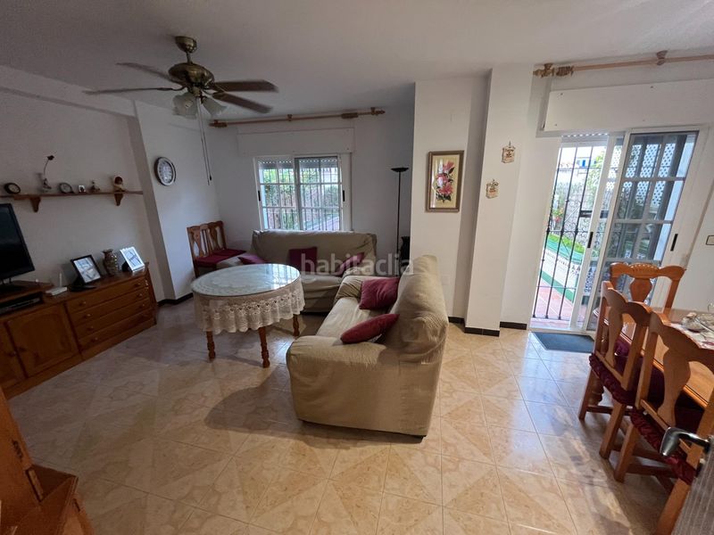 Foto fe7fd2e4-db50-4ec2-919a-4800c7a123c8. Casa adossada amb piscina a Salobreña costa Salobreña