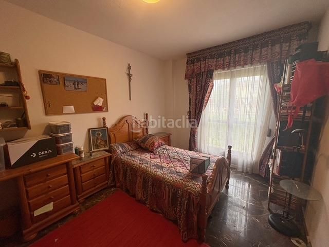 Foto 84067a1a-a496-4987-abbf-17bd9bfad2ec. Xalet a Gójar