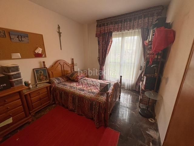 Foto ac1c7173-2908-4ba0-bbab-6286d5cbb945. Xalet a Gójar